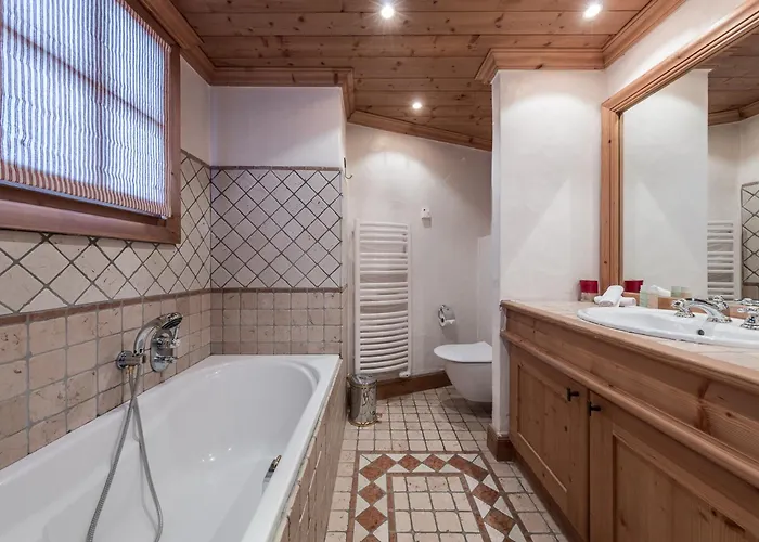 A Avec Piscine, Jacuzzi Et Vue Panoramique - Fr-1-613a-13 Σαλέ