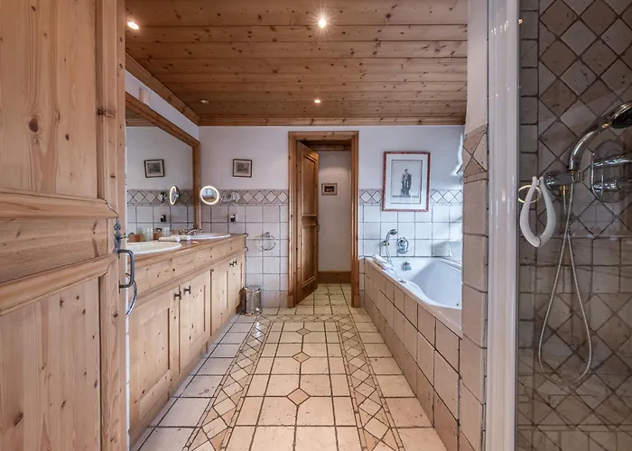 A Avec Piscine, Jacuzzi Et Vue Panoramique - Fr-1-613a-13 木屋 谷雪维尔