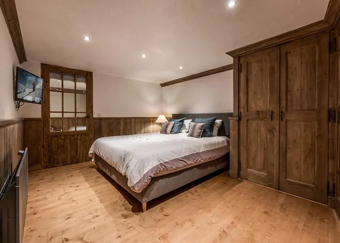 A Avec Piscine, Jacuzzi Et Vue Panoramique - Fr-1-613a-13 Σαλέ *