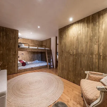 A Avec Piscine, Jacuzzi Et Vue Panoramique Шале