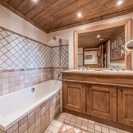 Шале A Avec Piscine, Jacuzzi Et Vue Panoramique Куршевель